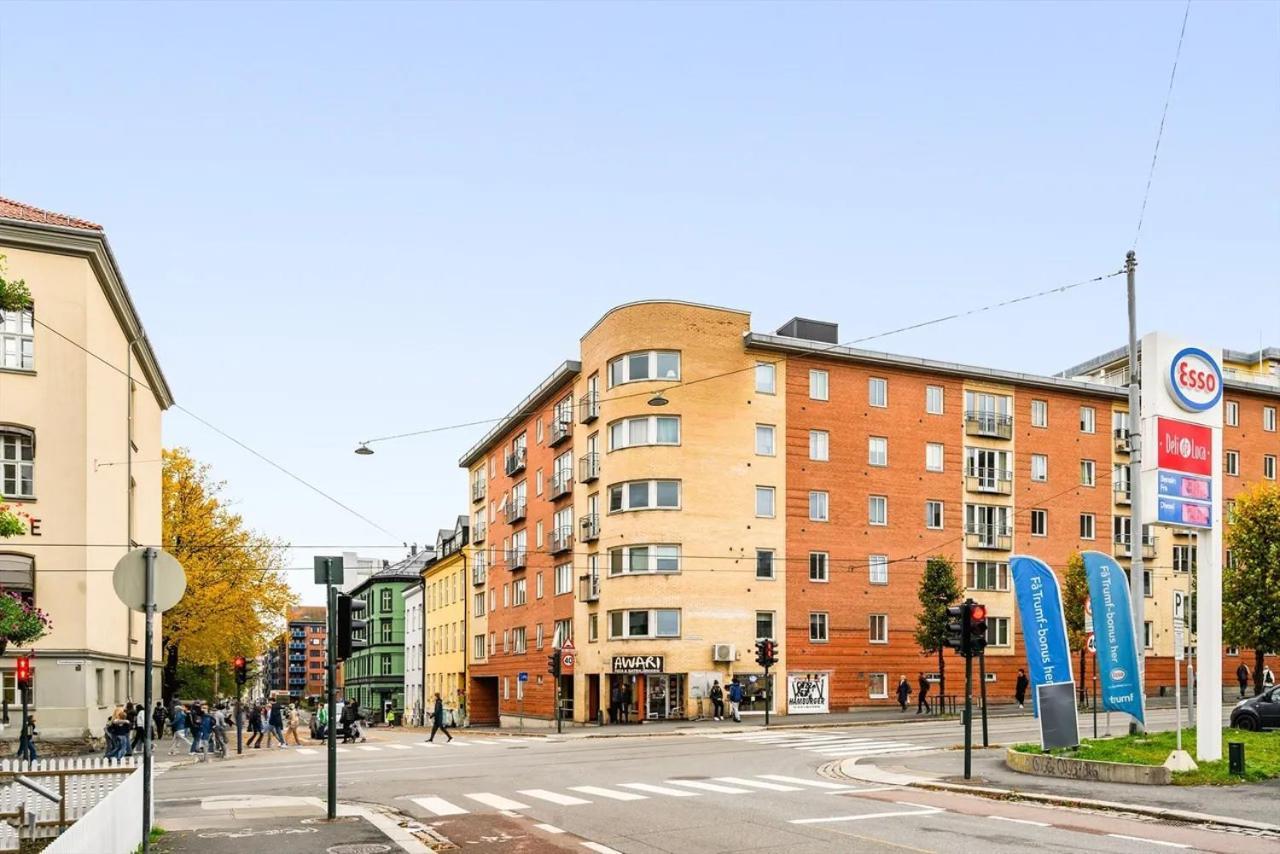 Refurbished And Spacious 1 Bedroom