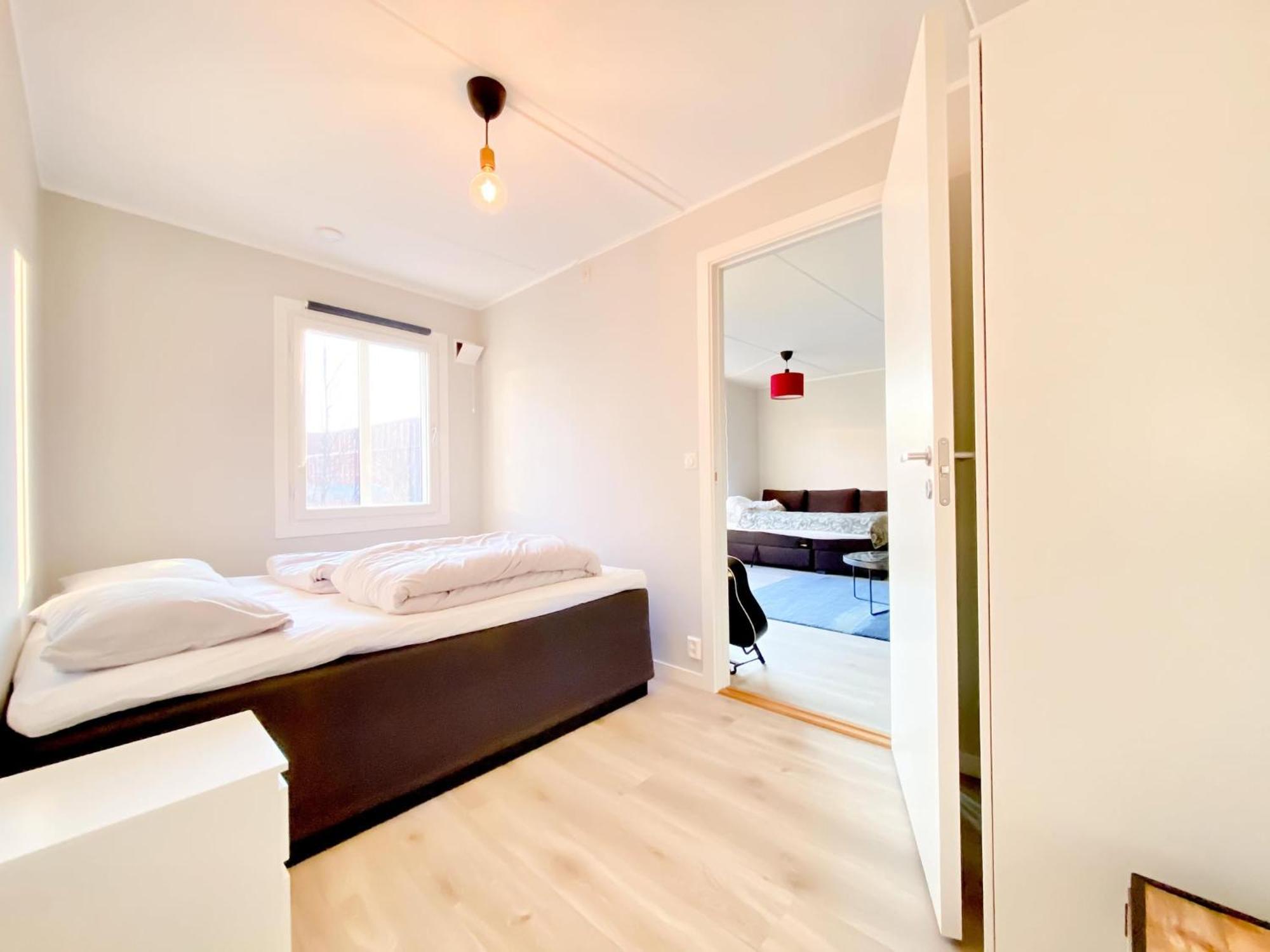 Refurbished And Spacious 1 Bedroom Oslo