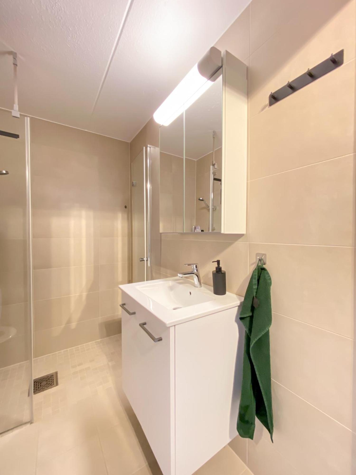Lägenhet Refurbished And Spacious 1 Bedroom